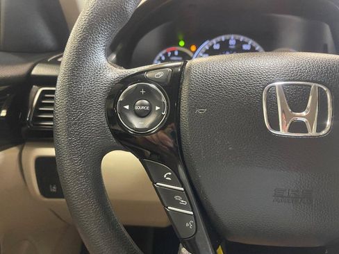 Used 2016 Honda Accord LX image 16