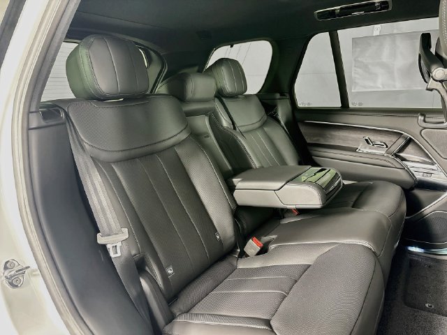 New 2027 Land Rover Range Rover SE AWD/4WD image 26