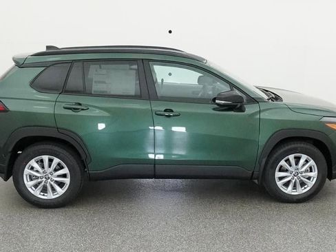 New 2026 Toyota Corolla Cross LE image 40