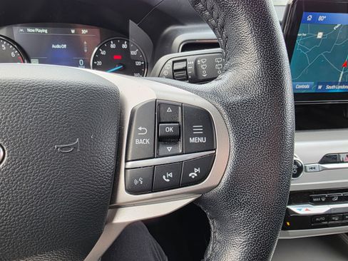 Certified 2022 Ford Explorer XLT w/ Equipment Group 202A image 17
