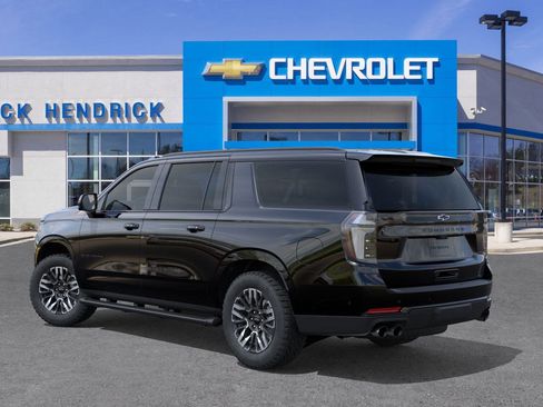 New 2026 Chevrolet Suburban Z71 image 5