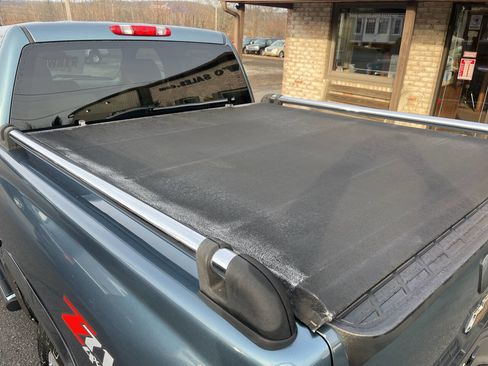 Used 2010 Chevrolet Silverado 1500 LT w/ Power Pack Plus image 10