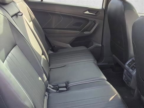 Used 2022 Volkswagen Tiguan SE R-Line FWD image 24