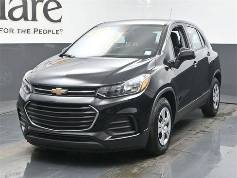 Used 2019 Chevrolet Trax LS image 7