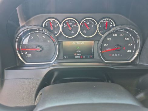 Used 2021 Chevrolet Silverado 2500 Custom w/ Custom Value Package AWD/4WD image 22