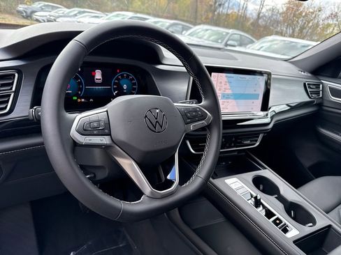 New 2026 Volkswagen Atlas Cross Sport SE image 6