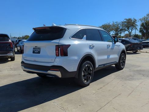 New 2026 Kia Sorento S AWD/4WD image 8