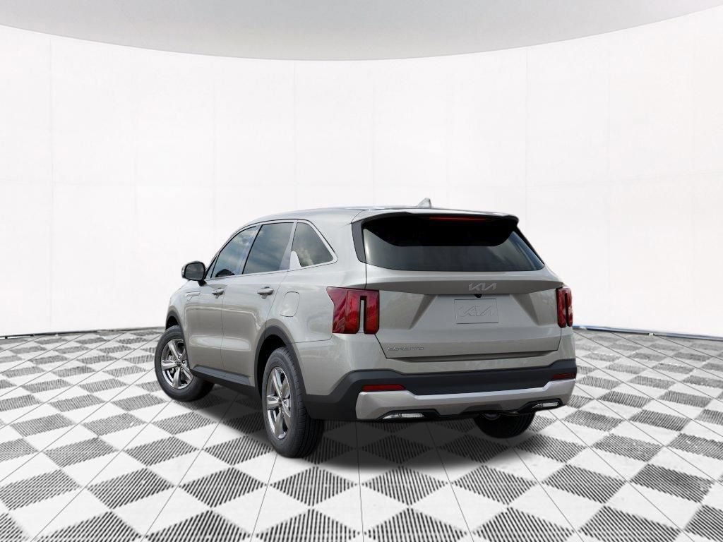 Used 2026 Kia Sorento LX FWD image 6