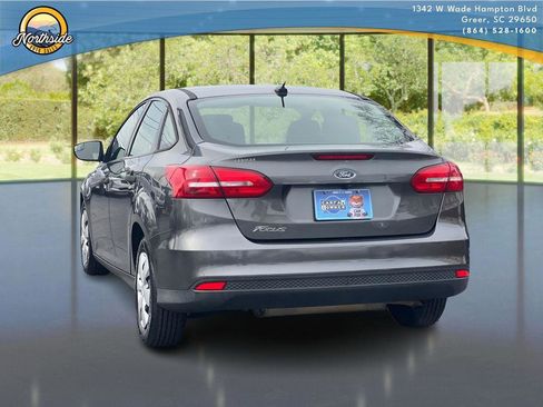 Used 2018 Ford Focus S image 6