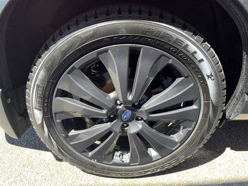 Used 2022 Subaru Ascent Onyx Edition AWD/4WD image 8