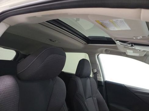 Used 2022 Subaru Outback Premium AWD/4WD image 9