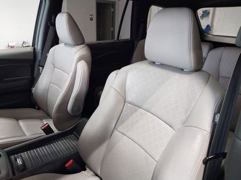 Used 2021 Honda Passport EX-L image 4