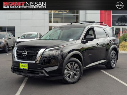 New 2025 Nissan Pathfinder SV