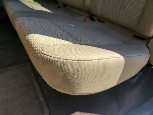 Used 2010 Ford F150 XLT RWD image 25
