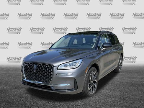 Used 2025 Lincoln Corsair Grand Touring w/ Equipment Group 301A AWD/4WD image 5