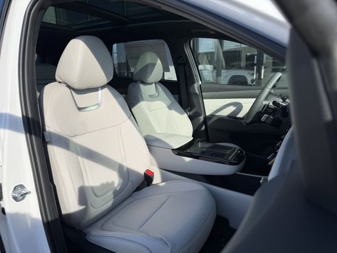 New 2026 Hyundai Tucson Limited image 22