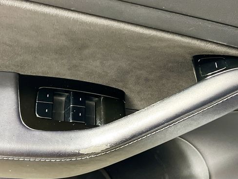 Used 2018 Tesla Model 3 Long Range image 16