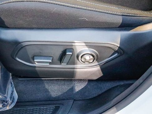 New 2025 Jeep Grand Cherokee L Laredo w/ Luxury Tech Group I image 24