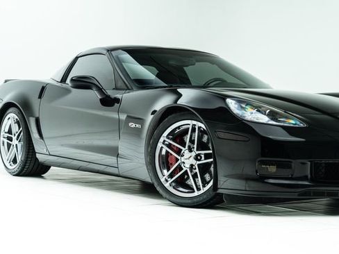 Used 2008 Chevrolet Corvette Z06 w/ Preferred Equipment Group image 3