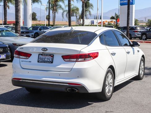 Used 2018 Kia Optima LX FWD image 11