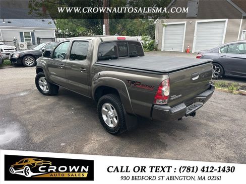 Used 2015 Toyota Tacoma 4x4 Double Cab w/ TRD Sport Package image 7
