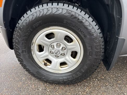 Used 2022 Nissan Frontier S w/ Technology Package image 9