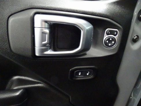 Certified 2023 Jeep Wrangler Unlimited Sport image 3