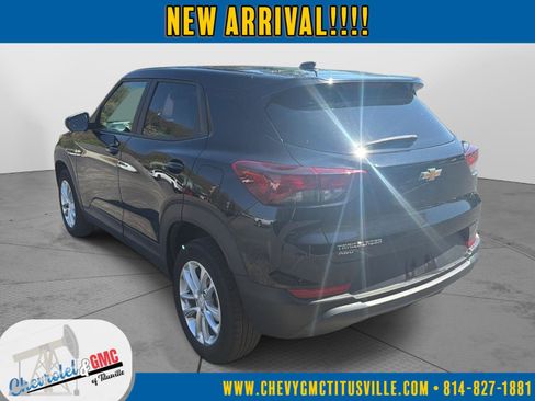 Used 2025 Chevrolet TrailBlazer LS w/ LS Convenience Package AWD/4WD image 8