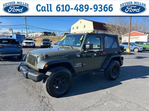 Used 2015 Jeep Wrangler Sport image 1