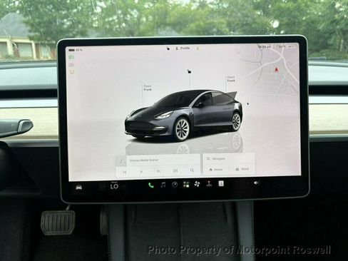 Used 2023 Tesla Model 3 Standard Range RWD image 18