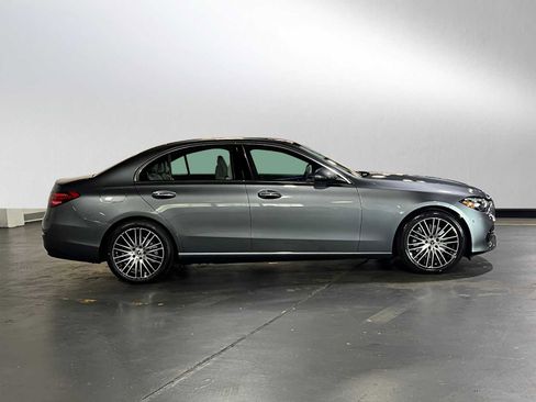 Used 2025 Mercedes-Benz C 300 4MATIC Sedan image 2