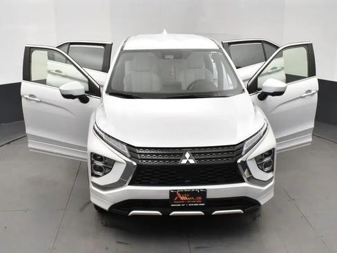 Used 2025 Mitsubishi Eclipse Cross SEL image 10