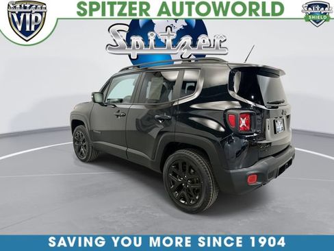 Used 2017 Jeep Renegade Altitude AWD/4WD image 8