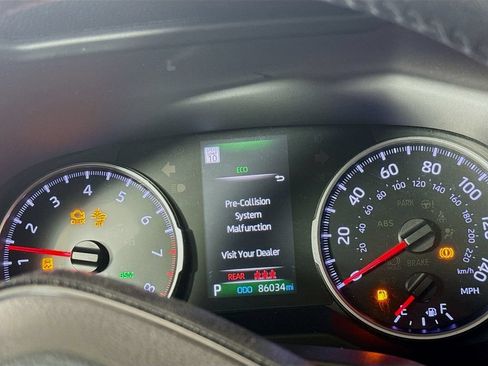 Certified 2020 Toyota RAV4 XLE Premium FWD image 13