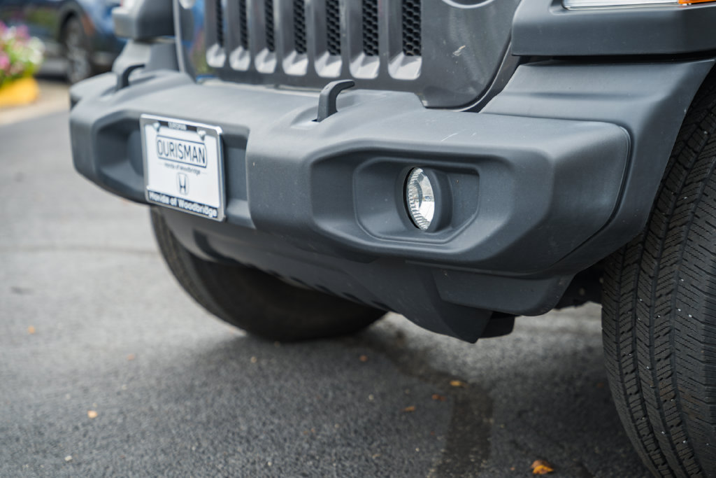 Used 2023 Jeep Wrangler Unlimited Sport AWD/4WD image 13