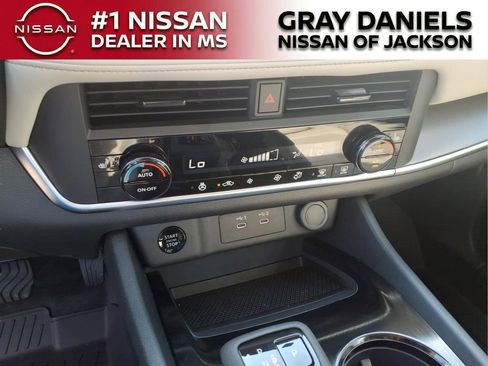 New 2026 Nissan Rogue SV FWD image 18