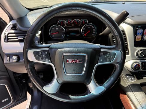 Used 2017 GMC Yukon SLT RWD image 23
