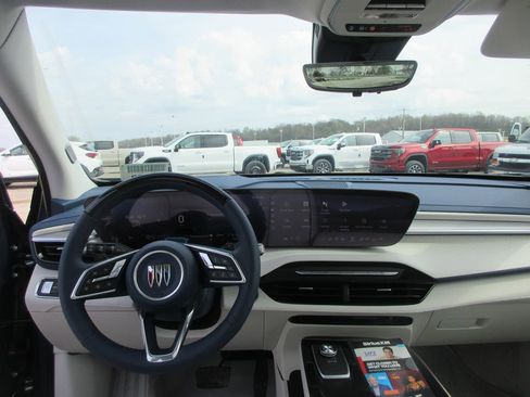 New 2026 Buick Enclave Avenir image 17