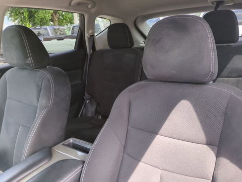 Used 2017 Nissan Murano SV FWD image 8