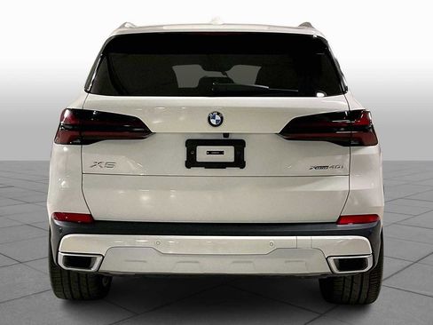 Used 2025 BMW X5 xDrive40i image 4