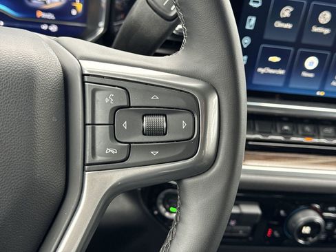 Used 2025 Chevrolet Silverado 1500 LT image 20