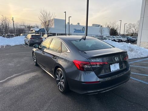Certified 2023 Honda Civic EX image 6