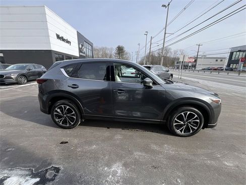 Used 2023 MAZDA CX-5 AWD 2.5 S w/ Premium Plus Pkg image 9