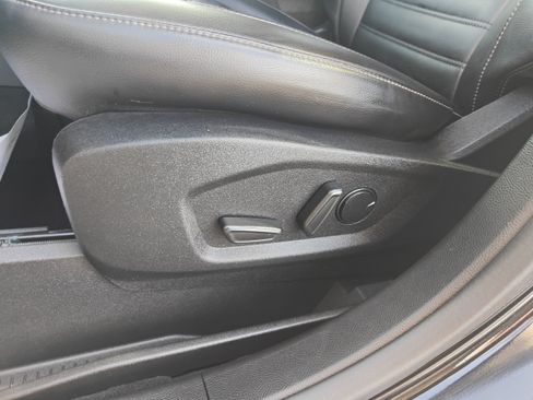 Used 2023 Ford Edge SEL w/ Convenience Package AWD/4WD image 11