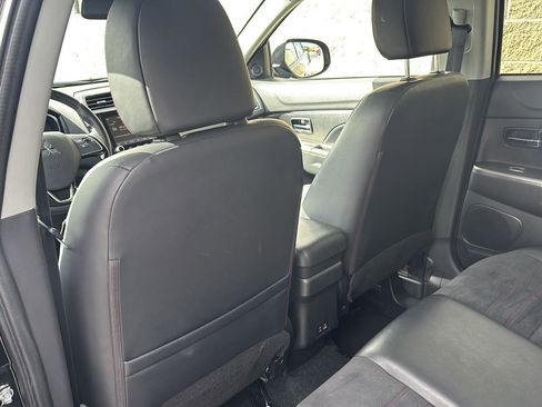 Used 2023 Mitsubishi Outlander Sport SE AWD/4WD image 31