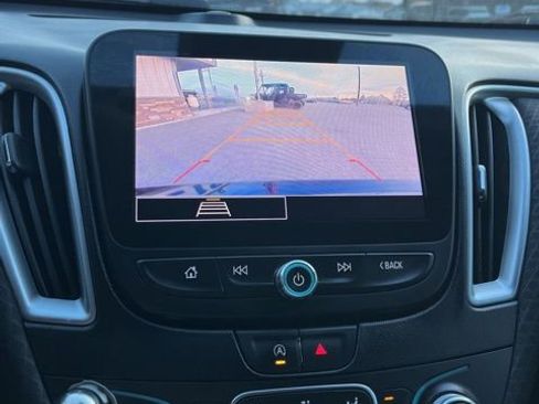 Used 2023 Chevrolet Malibu LT image 44