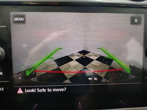 Used 2019 Volkswagen e-Golf SE w/ Driver Assistance Package image 10