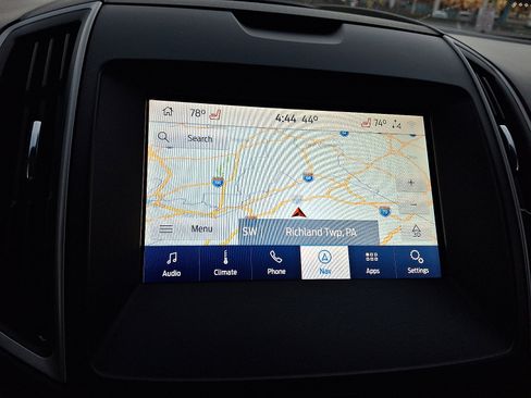 Used 2020 Ford Edge SEL w/ Convenience Package image 16