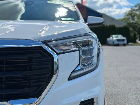 Used 2023 GMC Terrain SLE AWD/4WD image 38