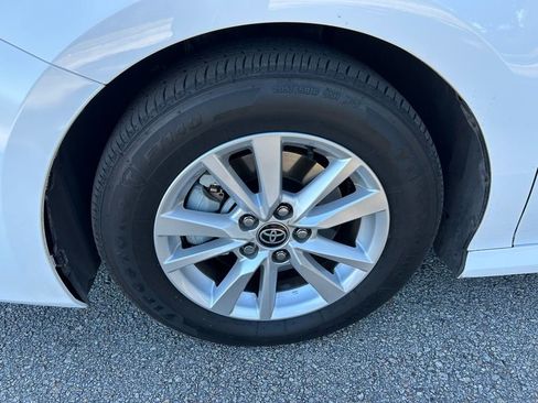 Used 2025 Toyota Camry LE image 9